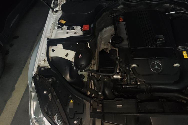 Used Mercedes-Benz E-Class 2012 E 200 CGI Coupe Engine Bay Right