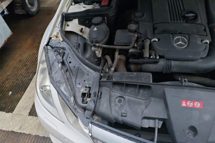 Used Mercedes-Benz E-Class 2012 E 200 CGI Coupe Engine Bay Right