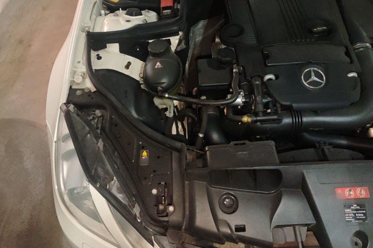 Used Mercedes-Benz E-Class 2012 E 200 CGI Coupe Engine Bay Right