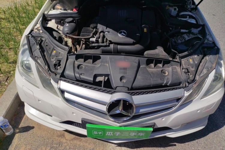 Used Mercedes-Benz E-Class 2012 E 200 CGI Coupe Engine Bay