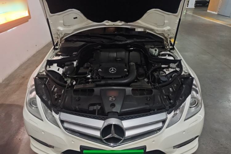 Used Mercedes-Benz E-Class 2012 E 200 CGI Coupe Engine Bay