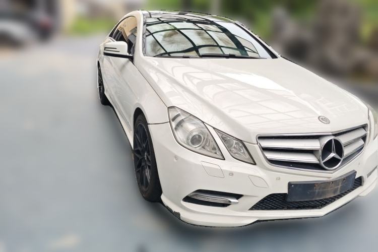 Used Mercedes-Benz E-Class 2012 E 200 CGI Coupe Front Right 45 Deg