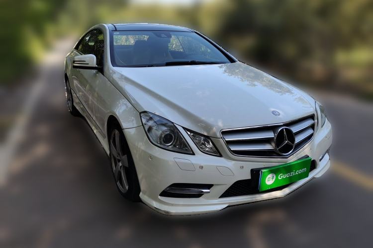 Used Mercedes-Benz E-Class 2012 E 200 CGI Coupe Front Right 45 Deg