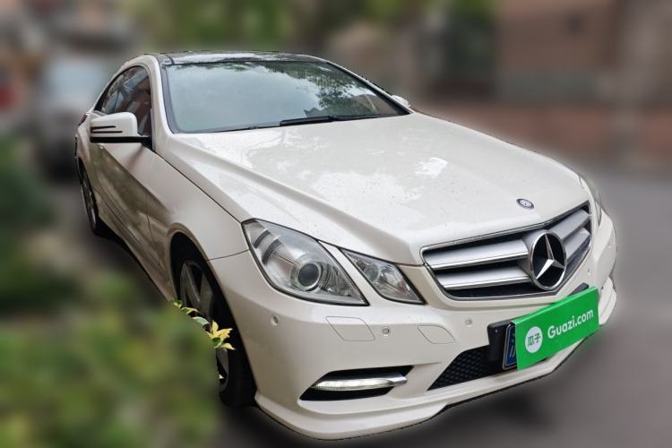 Used Mercedes-Benz E-Class 2012 E 200 CGI Coupe Front Right 45 Deg