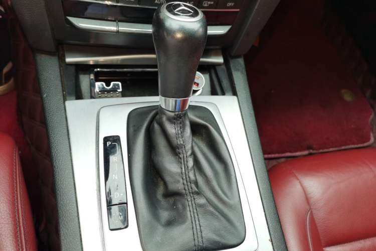 Used Mercedes-Benz E-Class 2012 E 260 CGI Coupe Gear Lever