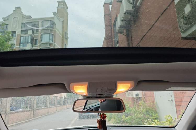 Used Mercedes-Benz E-Class 2012 E 200 CGI Coupe Headliner