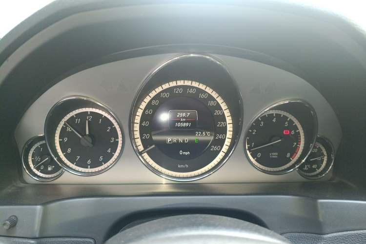 Used Mercedes-Benz E-Class 2012 E 260 CGI Coupe Instrument Cluster