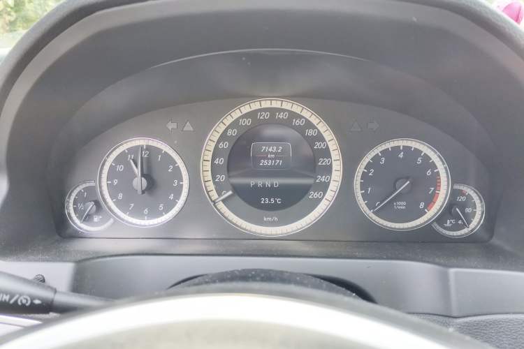 Used Mercedes-Benz E-Class 2012 E 260 CGI Convertible Instrument Cluster