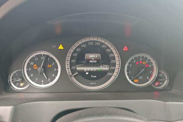 Used Mercedes-Benz E-Class 2012 E 260 CGI Coupe Instrument Cluster