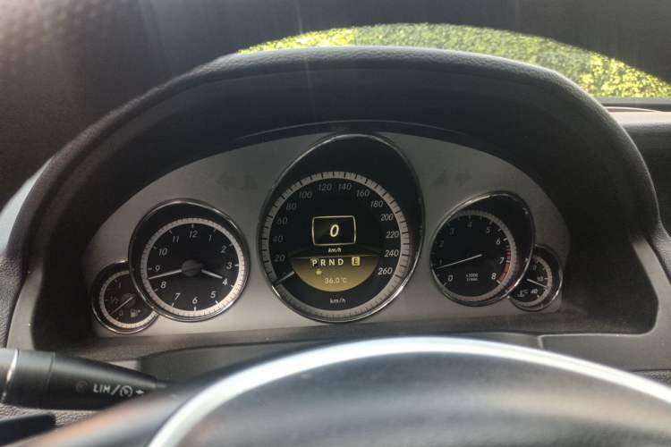 Used Mercedes-Benz E-Class 2012 E 260 CGI Coupe Instrument Cluster