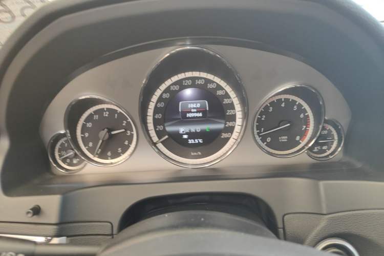 Used Mercedes-Benz E-Class 2012 E 200 CGI Coupe Instrument Cluster