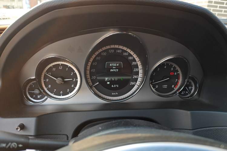 Used Mercedes-Benz E-Class 2012 E 260 CGI Coupe Instrument Cluster