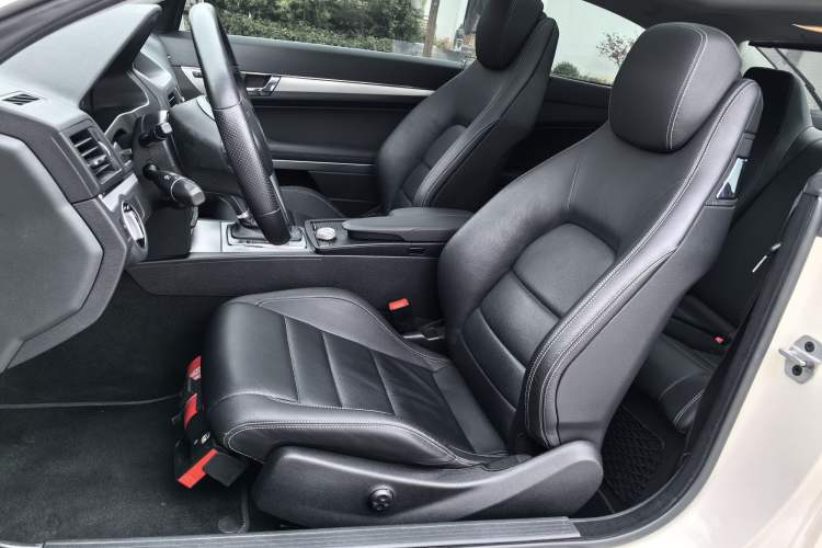 Used Mercedes-Benz E-Class 2012 E 260 CGI Coupe Left Front Seat