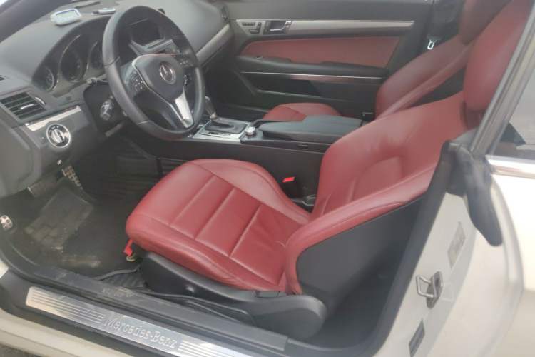 Used Mercedes-Benz E-Class 2012 E 200 CGI Coupe Left Front Seat