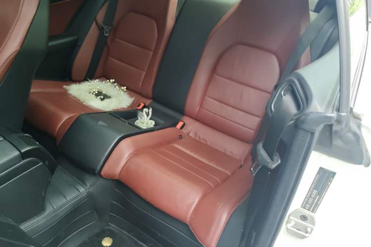 Used Mercedes-Benz E-Class 2012 E 200 CGI Coupe Left Rear Seat