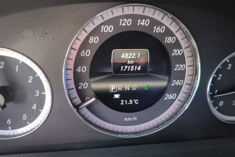 Used Mercedes-Benz E-Class 2012 E 260 CGI Convertible Odometer Close Up