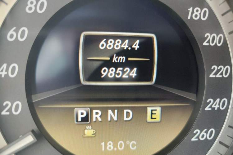 Used Mercedes-Benz E-Class 2012 E 260 CGI Coupe Odometer Close Up