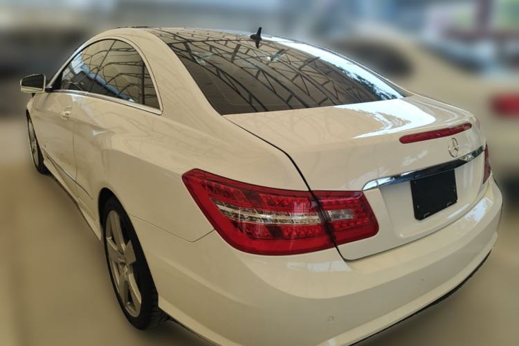 Used Mercedes-Benz E-Class 2012 E 200 CGI Coupe Rear Left 45 Deg