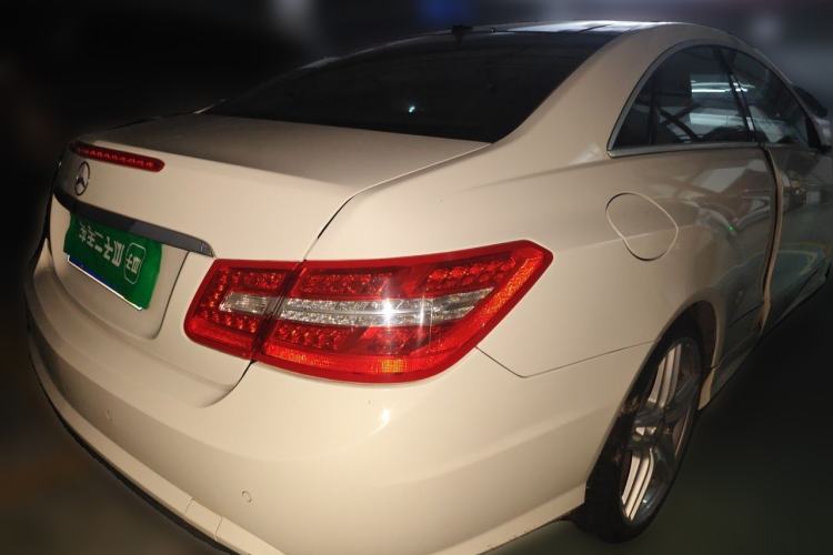 Used Mercedes-Benz E-Class 2012 E 260 CGI Coupe Rear Right 45 Deg