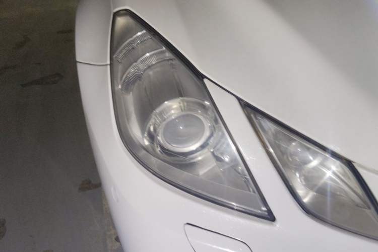 Used Mercedes-Benz E-Class 2012 E 200 CGI Coupe Right Front Headlight