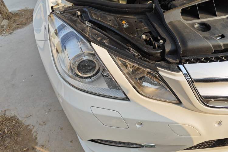 Used Mercedes-Benz E-Class 2012 E 260 CGI Coupe Right Front Headlight