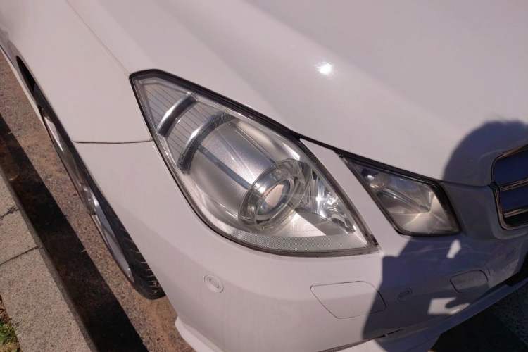 Used Mercedes-Benz E-Class 2012 E 200 CGI Coupe Right Front Headlight