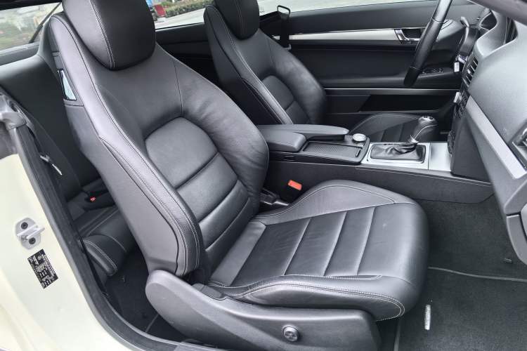 Used Mercedes-Benz E-Class 2012 E 260 CGI Coupe Right Front Seat