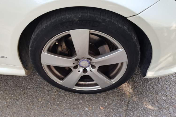Used Mercedes-Benz E-Class 2012 E 200 CGI Coupe Right Front Wheel Hub