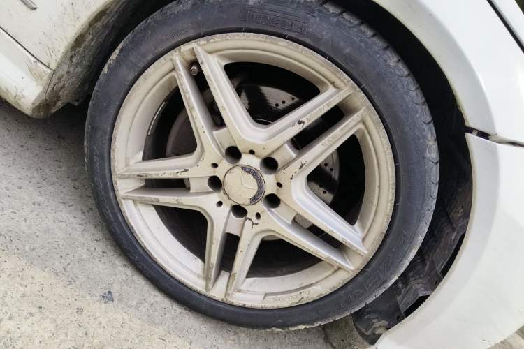 Used Mercedes-Benz E-Class 2012 E 260 CGI Convertible Right Front Wheel Hub