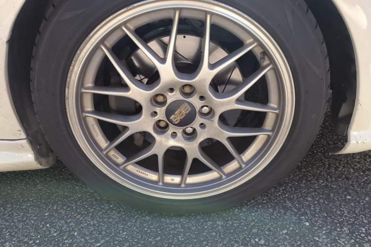 Used Mercedes-Benz E-Class 2012 E 260 CGI Convertible Right Front Wheel Hub