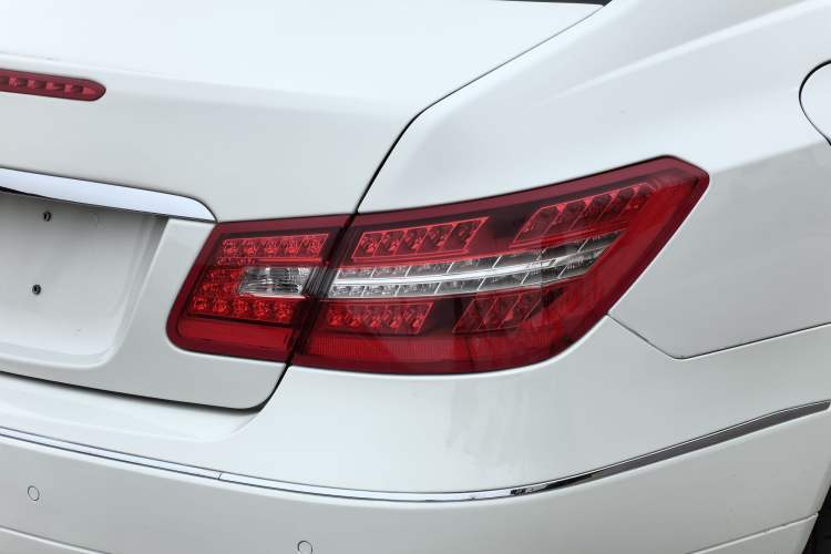 Used Mercedes-Benz E-Class 2012 E 260 CGI Coupe Right Rear Taillight