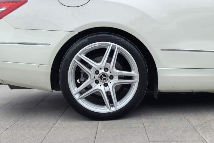 Used Mercedes-Benz E-Class 2012 E 260 CGI Coupe Right Rear Wheel Hub