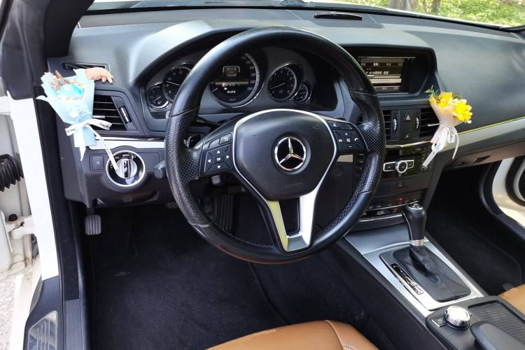 Used Mercedes-Benz E-Class 2012 E 200 CGI Coupe Steering Wheel