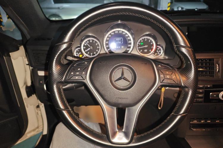 Used Mercedes-Benz E-Class 2012 E 260 CGI Coupe Steering Wheel