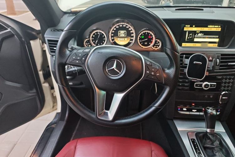 Used Mercedes-Benz E-Class 2012 E 260 CGI Coupe Steering Wheel