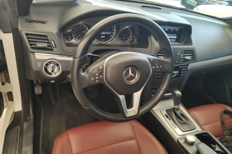 Used Mercedes-Benz E-Class 2012 E 200 CGI Coupe Steering Wheel