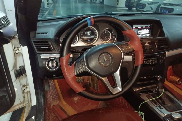 Used Mercedes-Benz E-Class 2012 E 200 CGI Coupe Steering Wheel