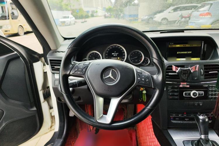 Used Mercedes-Benz E-Class 2012 E 260 CGI Coupe Steering Wheel
