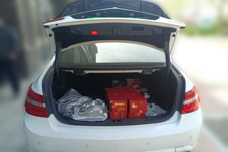 Used Mercedes-Benz E-Class 2012 E 260 CGI Coupe Trunk