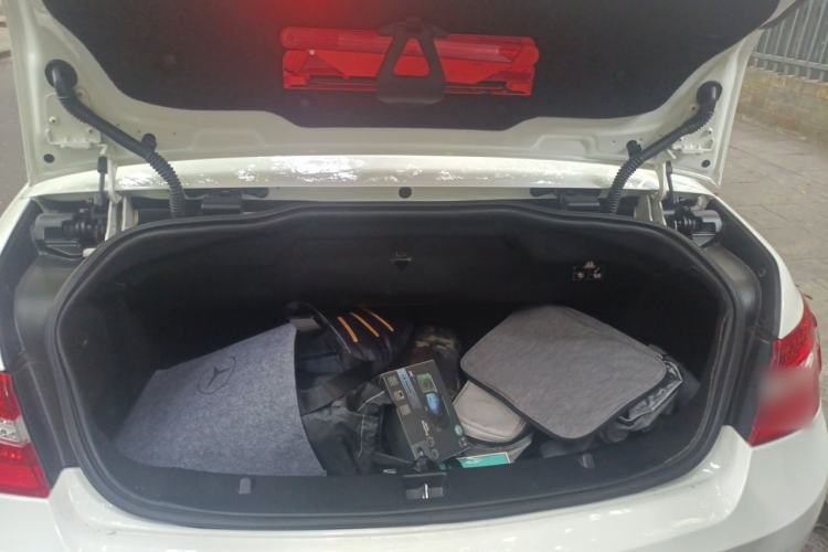 Used Mercedes-Benz E-Class 2012 E 260 CGI Convertible Trunk