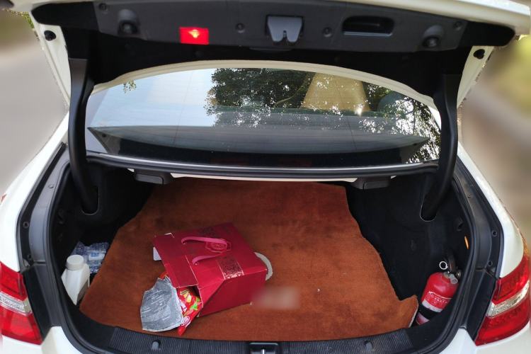 Used Mercedes-Benz E-Class 2012 E 200 CGI Coupe Trunk