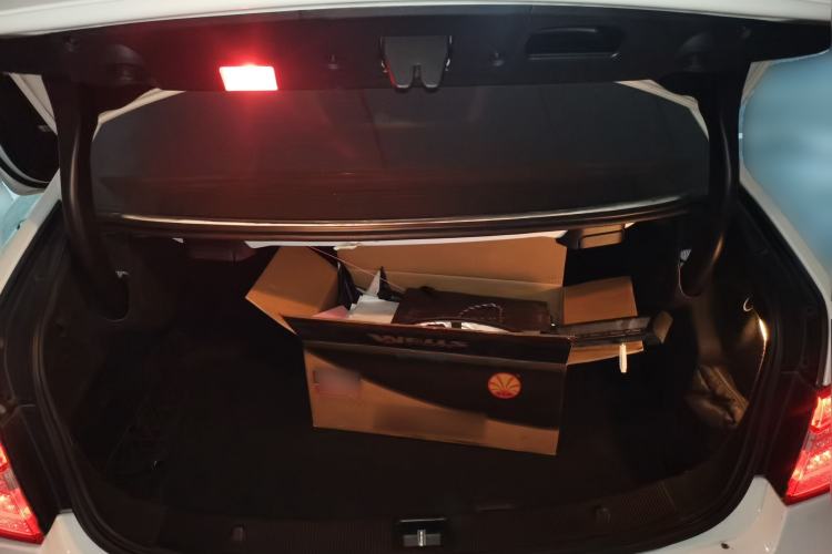 Used Mercedes-Benz E-Class 2012 E 200 CGI Coupe Trunk