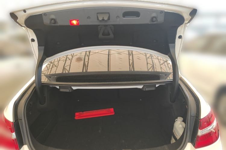 Used Mercedes-Benz E-Class 2012 E 200 CGI Coupe Trunk