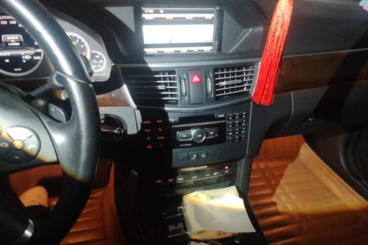 Used Mercedes-Benz E-Class 2013 E 260 L CGI Elegant Model Audio And AC Panel