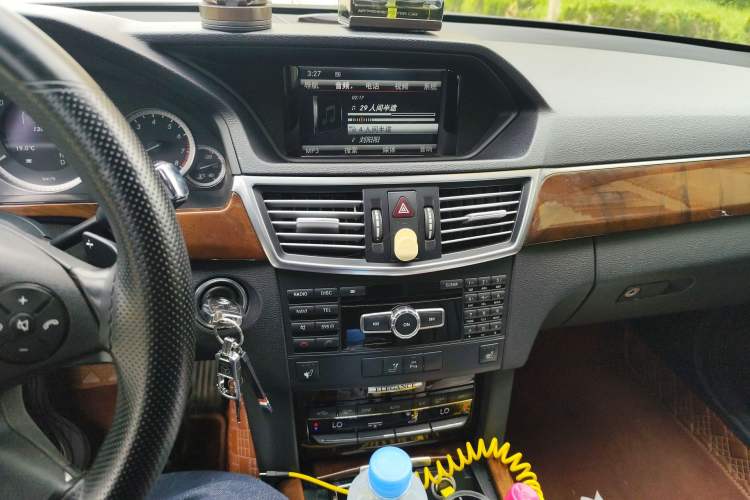 Used Mercedes-Benz E-Class 2013 E 300 L Elegant Model Audio And AC Panel