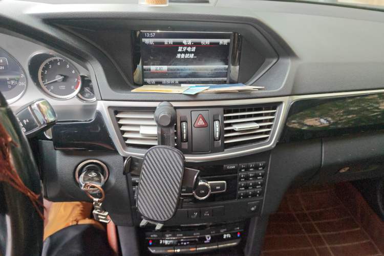 Used Mercedes-Benz E-Class 2013 E 260 L CGI Stylish Model Audio And AC Panel