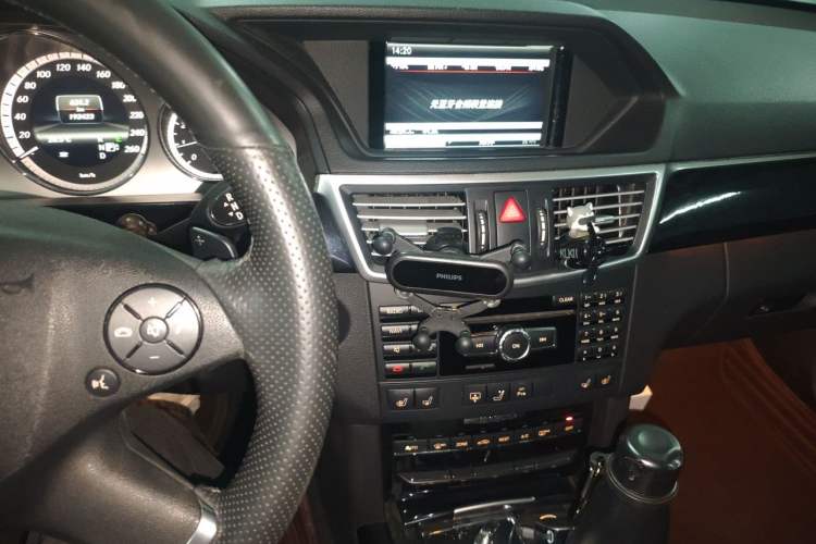 Used Mercedes-Benz E-Class 2013 E 300 L Stylish Model Audio And AC Panel