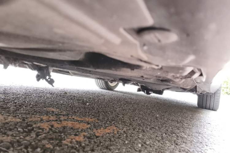 Used Mercedes-Benz E-Class 2013 E 260 L CGI Elegant Model Chassis Front Left