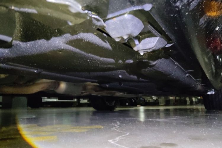 Used Mercedes-Benz E-Class 2013 E 260 L CGI Elegant Model Chassis Front Left
