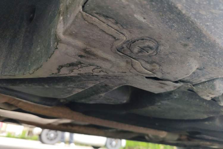 Used Mercedes-Benz E-Class 2013 E 300 L Elegant Model Chassis Front Left